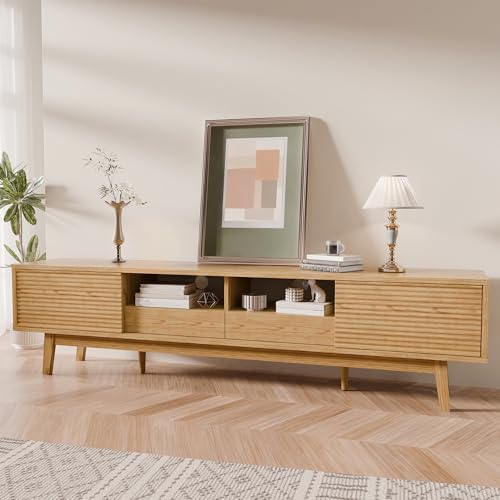 TOLEAD 70' TV Console, Mid Century Modern Media Console for 55/65/75 Inch TV, Low Profile TV Stand with Fluted Sliding Doors, Boho Light Wood Credenza for Living Room, Oak