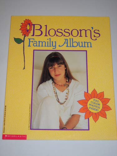 Blossom's Family Album 0590472348 Book Cover