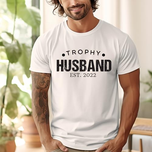 Custom Trophy Husband T Shirt Anniversary Shirt for Men Funny Shirts Est 2025 T-Shirt Gifts for Him Mens Tshirt Husband Birthday Gift Just Married Wedding Gift3