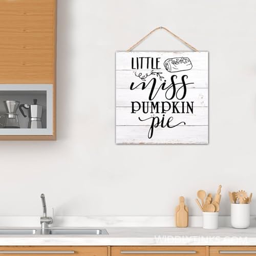 Panneau en bois inspirant Little Miss Pumpkin Pie pour decoration murale salon chalet 30x30 cm - 6