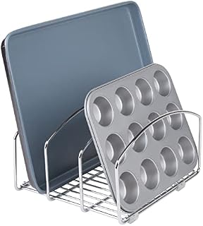 mDesign Stojak na blachy do kuchni stylowy metalowy organizer wytrzymały i pojemny stojak na deski do krojenia chrom