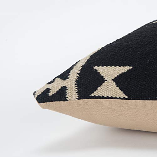 Rizzy Home T05808 Decorative Pillow, 18"X18", Black/White/Neutral #TOP14