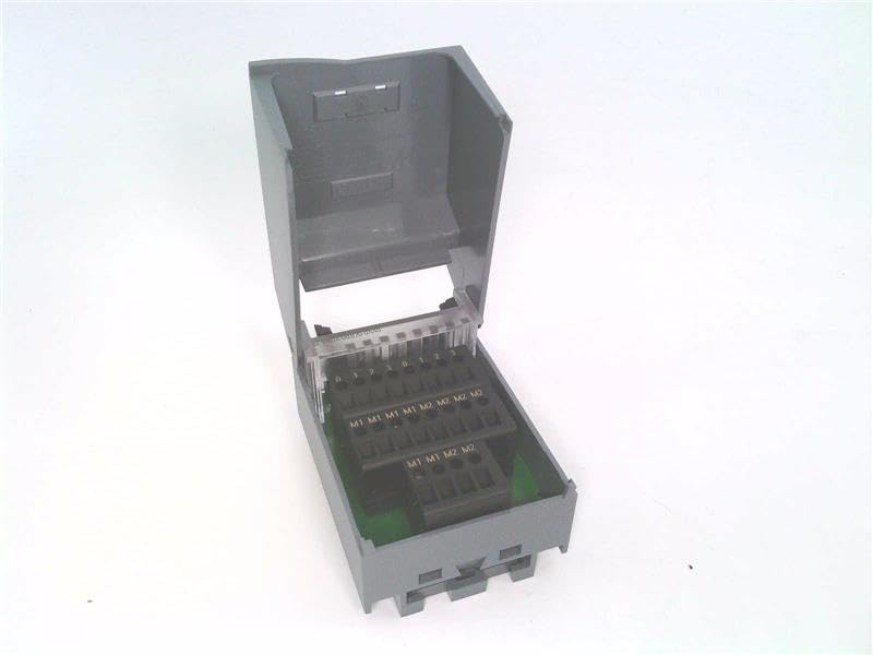 Módulo conexion tp2 con 8 canales de salida digital y borne de tornillo Siemens