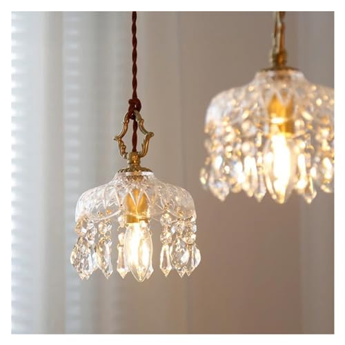 Suspension LED cristal pour éclairer et décorer une chambre sombre