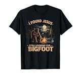 I Found Jesus Still Looking for Bigfoot Retro Vintage T-Shirt