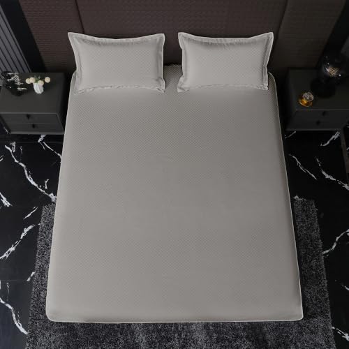 Image of Story@Home Luxe King Size Fitted Bedsheet with 2 Pillow Covers | 500 TC Egyptian Cotton Compact Yarn | 182 x 198 cm | Fits Up to 12 Inch Mattress | Checkered Jacquard | Silver Grey | Gift Packaging