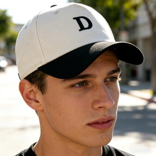 Gorra ajustable negra con bordado de letras A-Z miniatura 2