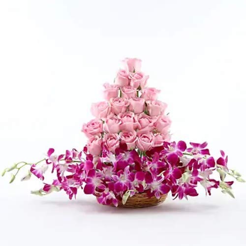 Floralbay Valentine's Day Special Fresh Flowers Basket Arrangement of 20 Pink Roses and 6 Purple Orchids (Bunch of 26)