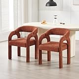 UTILISATION POLYVALENTE: Cette chaise de salle à manger avec accoudoirs s'intègre avec grâce dans multiples espaces : cuisine, salon, salle à manger, bureau ou même chambre. Son design versatile lui permet de s'adapter à toutes vos envies et de créer une harmonie dans votre décoration.