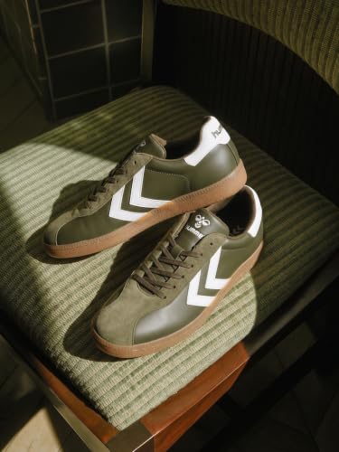 Image of hummel Classic Triumph Casual Suede Sneaker for Men Lightweight with Synthetic Suede Enhanced Comfort Cushioned Insole and Slip-Resistance Work and Play Business Casual Shoes