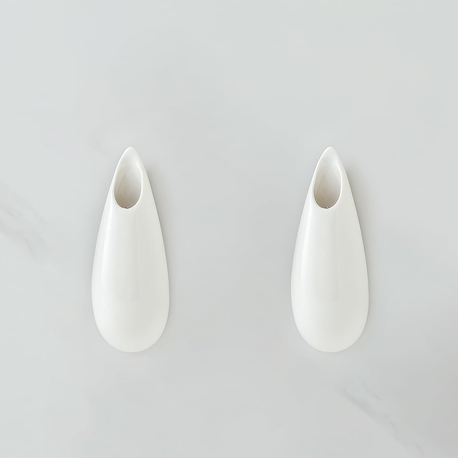 GDSZJLJ Hanging Ceramic Wall Vases Set of 2 - 5.9 Inch Modern White Plant Holders for Indoor Propagation & Cubicle Decor