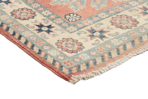 Tapis Kazak pakistanais en laine pour sublimer une entrée élégante