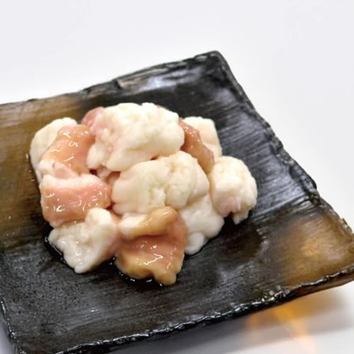 伊達のくら 国産牛ホルモン 小腸(マルチョウ) 300g ×3パック|モツ単品 追加用|もつ鍋 もつ焼き 炒め物に最適|脂付きぷりぷり食感|フライパン調理OK|冷凍保存 お取り寄せグルメ