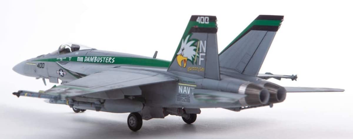 Amazon | 童友社 1/72 凄!プラモデル No.7 アメリカ海軍 F/A-18E