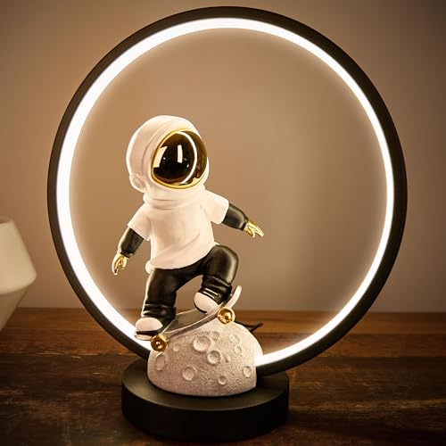 BRUBAKER Astronaut Skateboarder auf dem Mond - 33 cm Tischlampe mit LED Ring - Weltraum Skateboard Nachttischlampe mit indirekter Beleuchtung und USB-C Stecker - Handbemalte moderne Deko Lampe