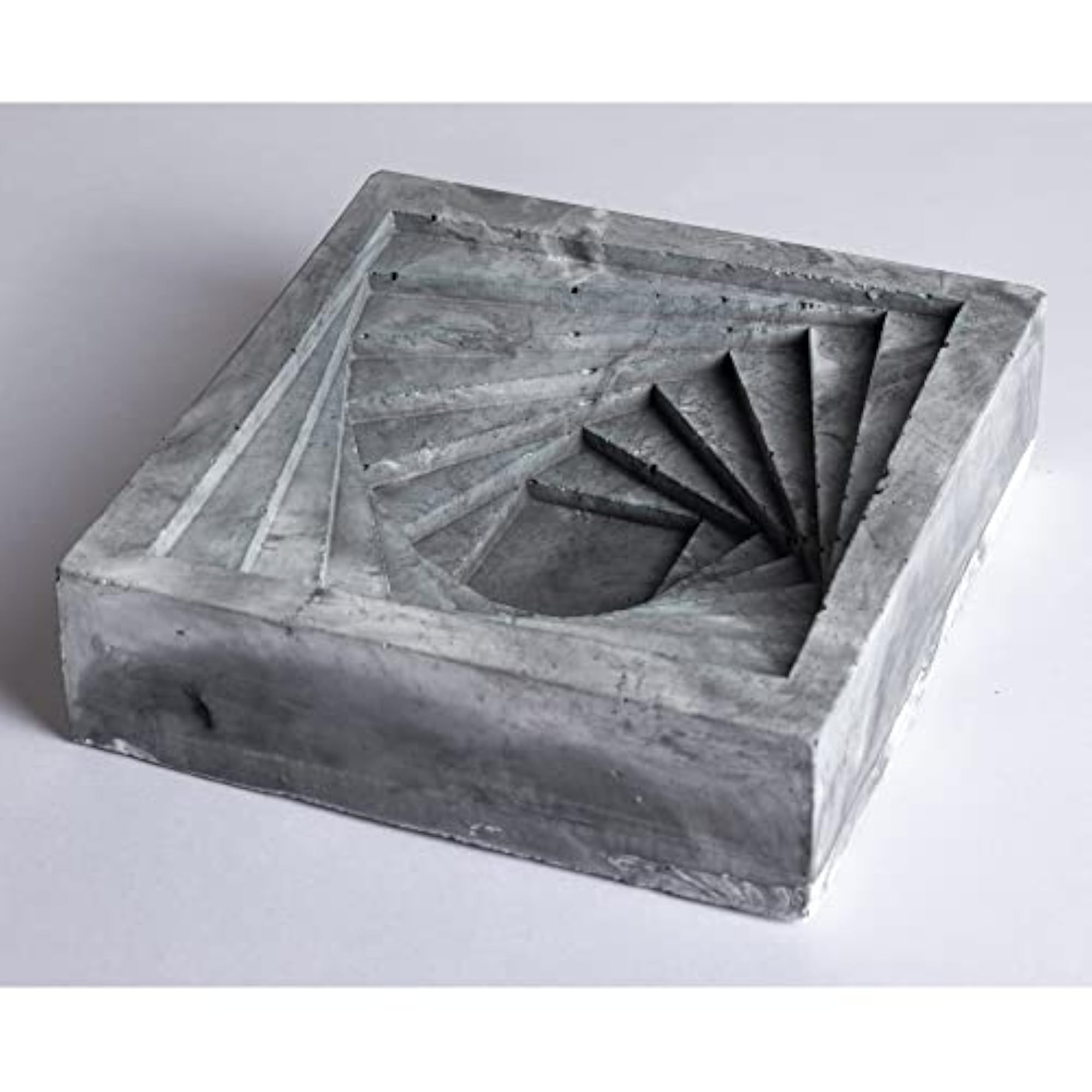 Designer Geometric Stepped Ashtray for Home