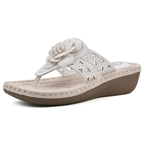 CLIFFS BY WHITE MOUNTAIN Women's Cynthia Wedge Sandal