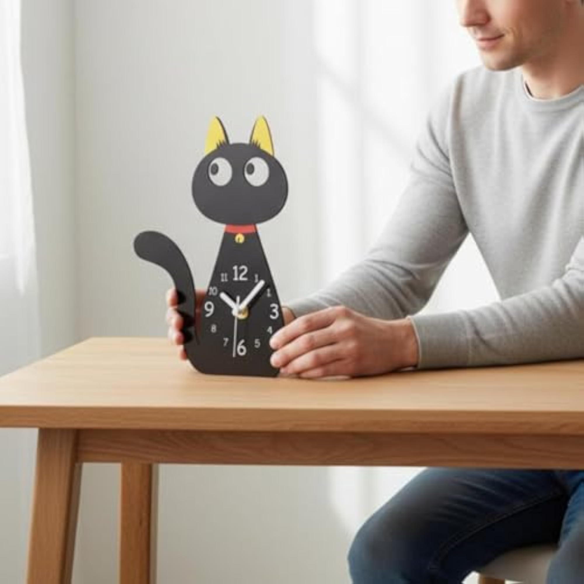Printed Clock Face Acrylic Feline Timepiece Desk Display