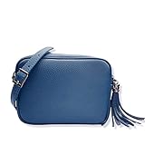 Para nuestras bandoleras de mujer sólo utilizamos cuero genuino de alta calidad que procesamos tanto a mano como a máquina para obtener un resultado duradero, suave y a la moda.