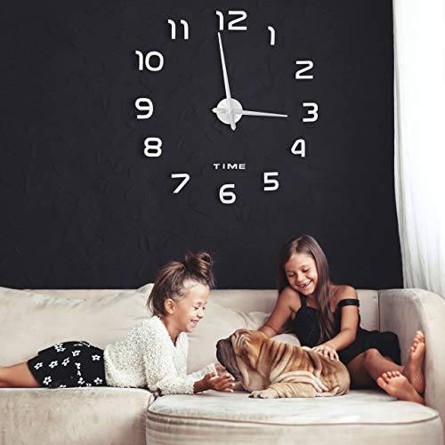 Horloge murale DIY XL noire pour un salon moderne et design unique