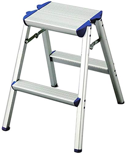 Escalera plegable para el hogar que soluciona problemas de altura 2