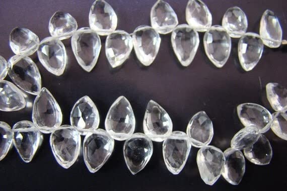 Briolettes cristal taillé LKBEADS poire face-à-face pour en finir avec les perles qui tournent