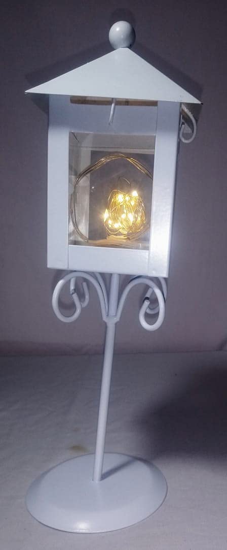 Beautiful Iron Candle Holder Fairy Light Holder for Dining Table /Candle Light Dinner ( Pack of 1) (White)
