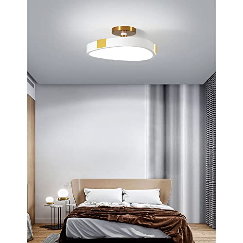 Plafonnier LED moderne style nordique triangle 24W 6000K