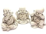 Significado del proverbio: inspirado en tres monos sabios, estos tres monjes cubren sus ojos, orejas y boca respectivamente, lo que significa que no ves el mal de oír, no habla del mal