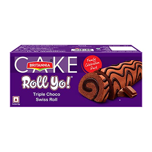Image of Britannia Cake Roll Yo! Triple Chocolate Swiss Roll Family Pack, 165g