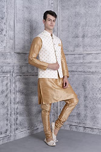 Image of Ethluxis Men's Silk Blend Kurta Set