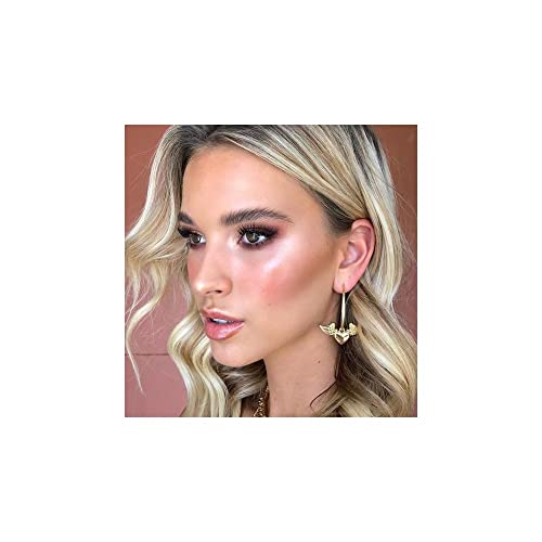 Image of HUDA GIRL BEAUTY Wet Iconic Highlighter and Wild Illuminating Chrome Metallic For Natural Makeup