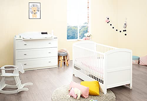 PINOLINO Kinderzimmer-Set Laura breit, 2-TLG. mit Kinderbett mit Lattenrost und Wickelkommode inkl. Wickelaufsatz, für Babys und Kleinkinder, aus weißem Dekor