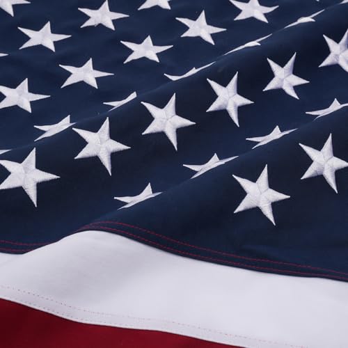 AMZFLAG Bandeira americana de algodão 0,9 x 1,5 m, bordada, 50 estrelas, bandeiras dos EUA com 2 arg