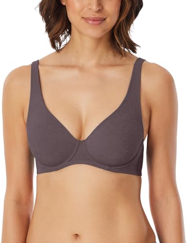 Soutien-gorge femme Schiesser à dentelle idéal sous un t-shirt blanc ajusté