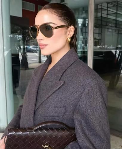 Image of Oversized Aviator Sunglasses For Women 70s Retro 2025 Metal Shades with Gold Streamline Arms