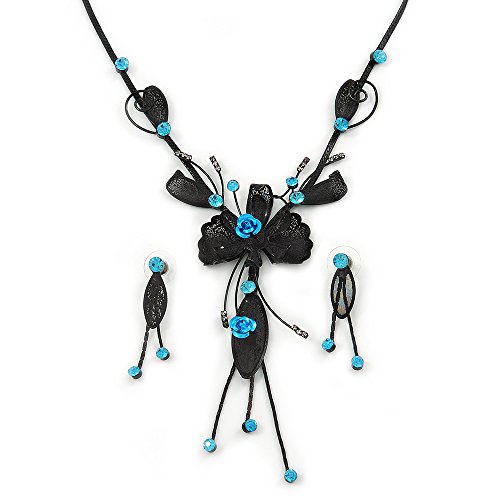 Collar en Y y pendientes Avalaya negros para destacar en bodas y fiestas nocturnas