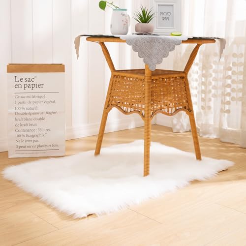 Tapete decorativo pequeño blanco de piel sintética 2x3 pies miniatura 3
