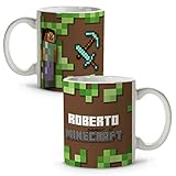 🧱 La taza videojuego está fabricada en cerámica blanca de calidad premium. Personalizada de manera completa desde el borde superior al inferior. El método empleado para su impresión es el de sublimación. La imagen queda integrada, no se raya y no pierde su color vivo e intenso con el paso del tiempo.