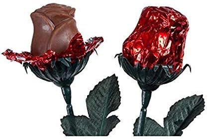 Miniatura 2 de Ramo de rosas de chocolate personalizado para el Día de la Madre de 6 rosas con tarjeta de regalo