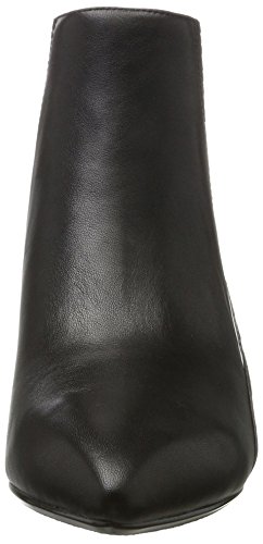 UNITED NUDE