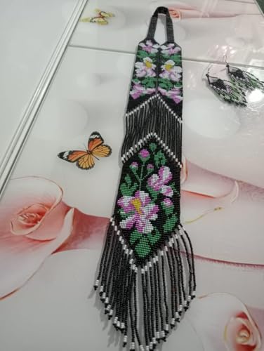 Conjunto ucraniano floral Gerdan para realzar vestidos de lino y eventos 3