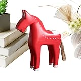 Flexibilité décorative accrue: Les dimensions soigneusement étudiées de cette statue cheval lui permettent de s'harmoniser facilement dans divers décors. Elle constitue une option de présentation discrète qui améliore les thèmes décoratifs et complète aussi bien un intérieur maison qu'un espace professionnel.