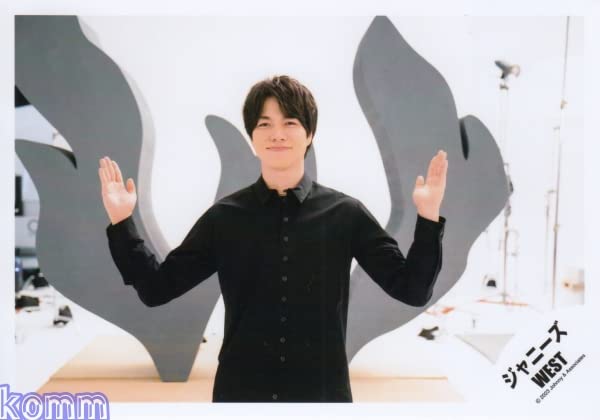 Amazon.co.jp: ジャニーズWEST 公式生写真 （重岡大毅）WA01072 : おもちゃ