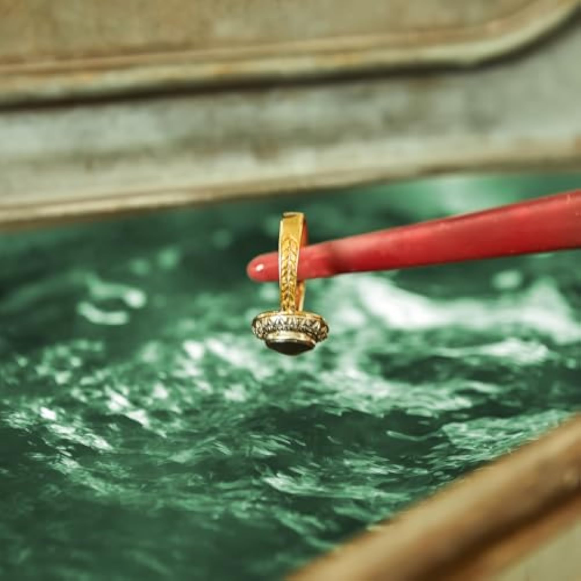 Ultrasonic Cleaner Solution for Ultrasonic Machines
