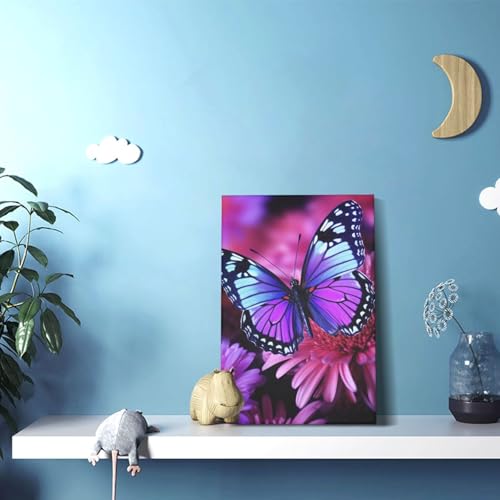 Toile papillon fleur violette pour habiller un mur vide de bureau
