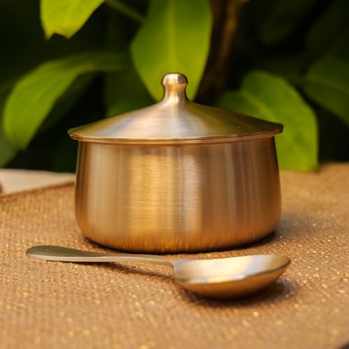 Image of Very Vogue Pure Kansa Handi with Spoon - 600 ML Small Serving Bowl | Traditional Tapeli /Bhagona with Golden Finish | Healthy Ayurvedic Bronze Serveware for Kitchen & Dining