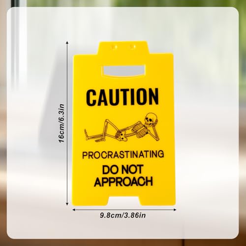 Do Not Approach Schilder, Lustige Schreibtisch Warnschilder Bürodekoration für Frauen Kollegen Sarkastische Schreibtischaccessoires (Prokrastinierend)