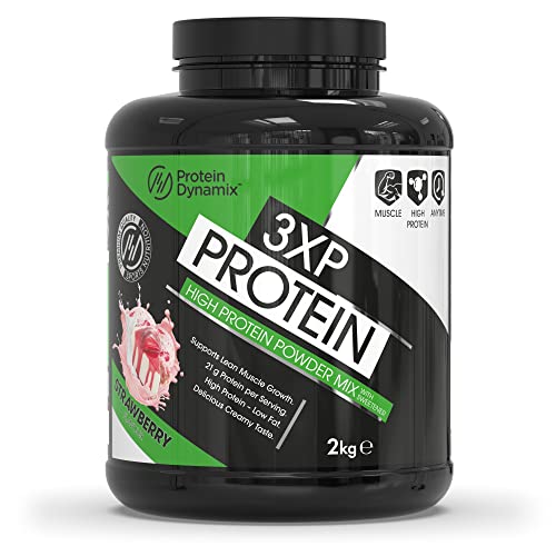 Mélange de protéines fraise 3XP au shaker après votre séance de fitness intense