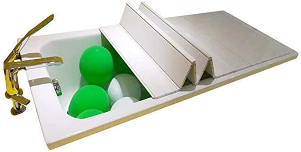Couvercle d'isolation de baignoire pour ranger ses accessoires